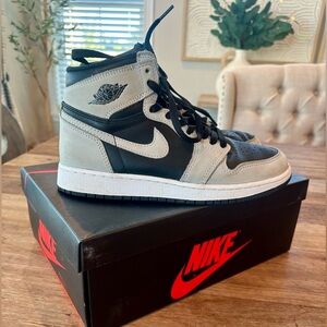 Air Jordon Black/ Smoke Grey